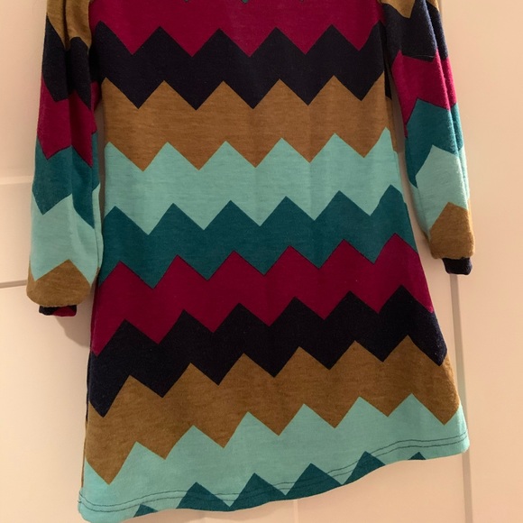 Long sleeve chevron sweater dress. - Picture 4 of 5